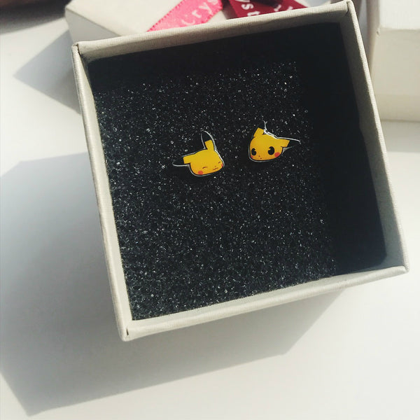 Серьги-гвоздики Pikachu